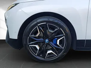 BMW iX xDrive40