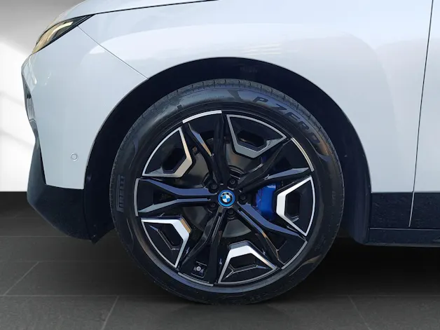 BMW iX xDrive40