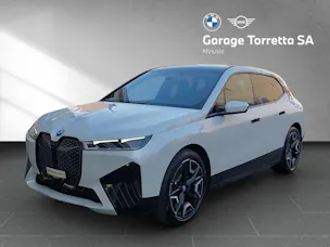 BMW iX xDrive40