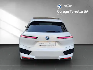 BMW iX xDrive40
