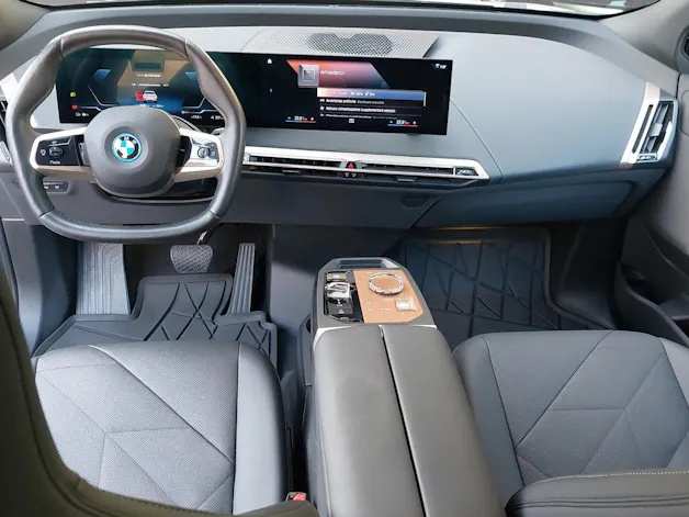 BMW iX xDrive40
