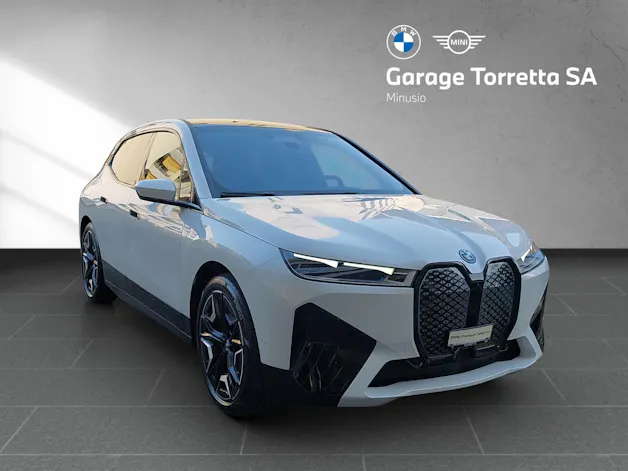 BMW iX xDrive40