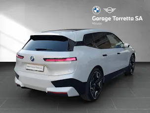 BMW iX xDrive40