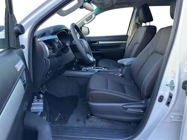 Toyota Hilux Double Cab.-Pick-up 2.8 D-4D 204 Style