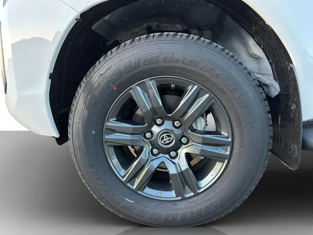 Toyota Hilux Double Cab.-Pick-up 2.8 D-4D 204 Style