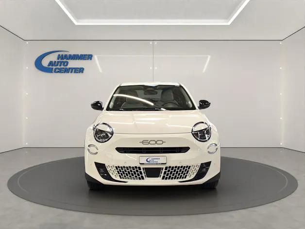 Fiat 600 1.2 Hybrid Icon Swiss Edition