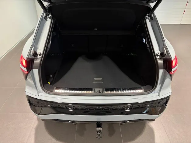 Audi Q3 SUV TFSI quattro 195 kW S tronic