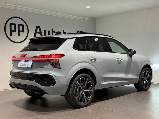 Audi Q3 SUV TFSI quattro 195 kW S tronic