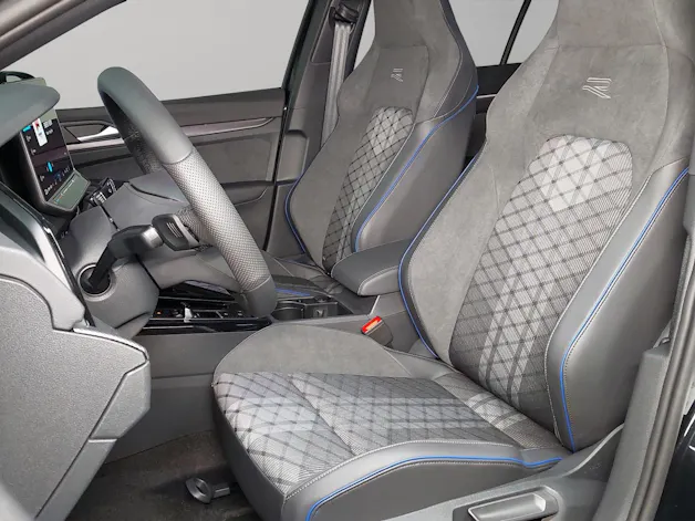 VW Golf 1.5 e TSI mHEV R-Line DSG
