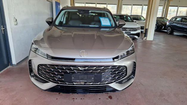 MG HS 1.5 T HEV Luxury