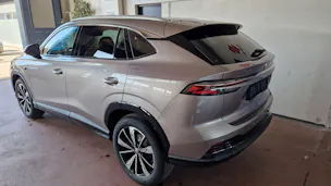 MG HS 1.5 T HEV Luxury