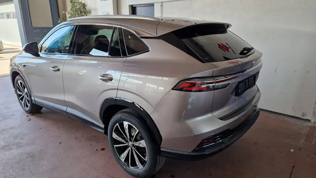 MG HS 1.5 T HEV Luxury