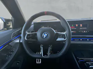BMW i5 M60 Touring M Sport Pro