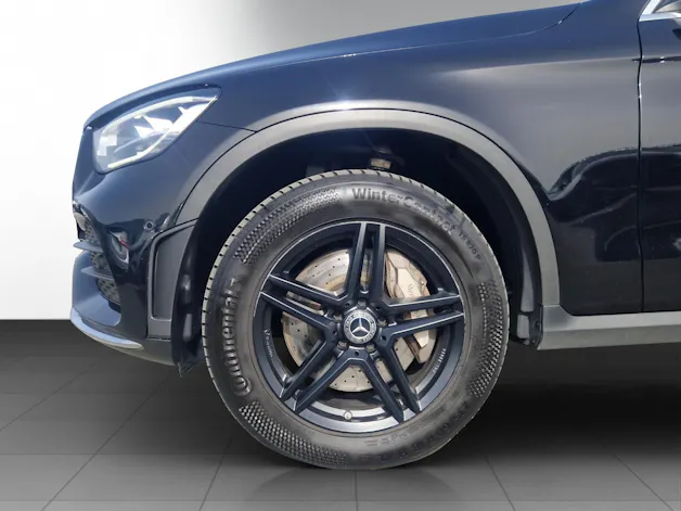 MERCEDES-BENZ GLC 300 e AMG Line 4Matic