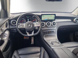MERCEDES-BENZ GLC 300 e AMG Line 4Matic