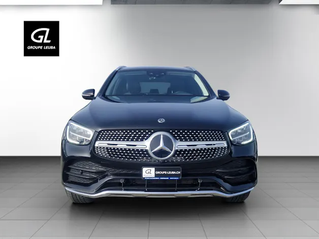 MERCEDES-BENZ GLC 300 e AMG Line 4Matic