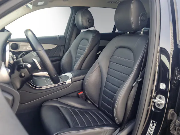 MERCEDES-BENZ GLC 300 e AMG Line 4Matic