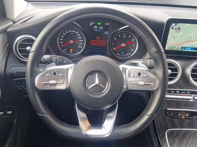 MERCEDES-BENZ GLC 300 e AMG Line 4Matic