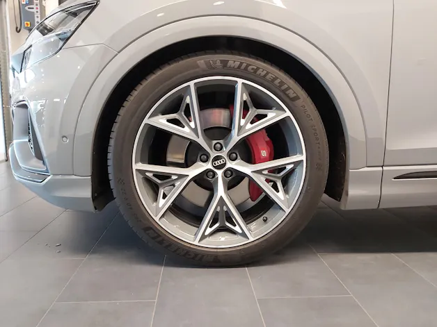 Audi SQ8 4.0 V8 TFSI quattro T-Tronic