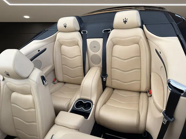 Maserati GRANCABRIO Cabrio 4.7 V8 Sport