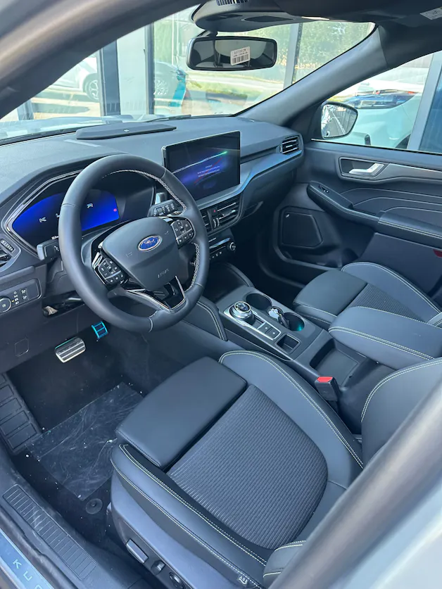 FORD Kuga 2.5 Hybrid Sound Edition FHEV/4x4
