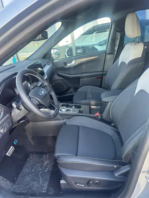Ford Kuga 2.5 Hybrid Sound Edition FHEV/4x4