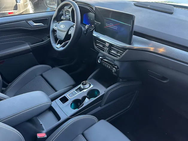 FORD Kuga 2.5 Hybrid Sound Edition FHEV/4x4