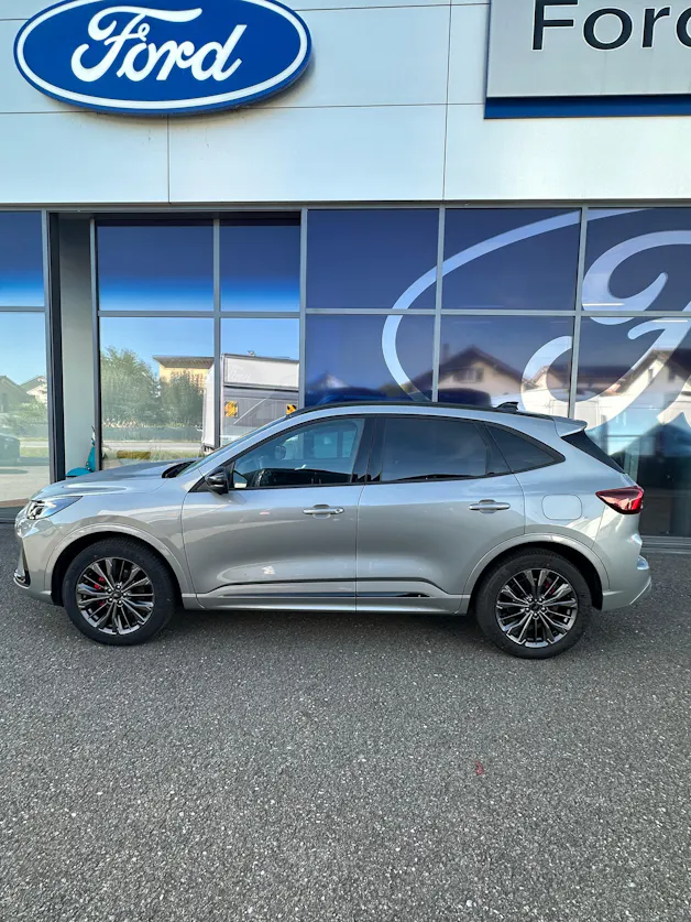 FORD Kuga 2.5 Hybrid Sound Edition FHEV/4x4