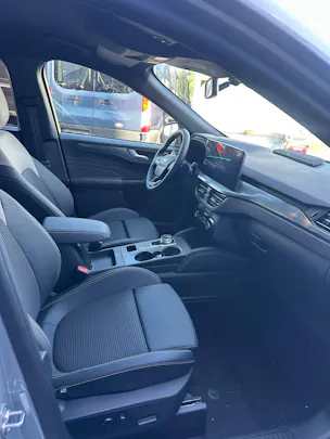 FORD Kuga 2.5 Hybrid Sound Edition FHEV/4x4