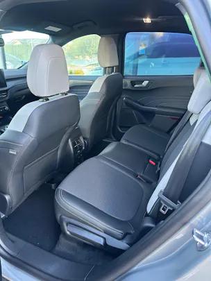 FORD Kuga 2.5 Hybrid Sound Edition FHEV/4x4