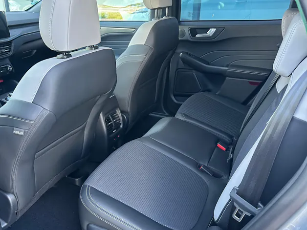 FORD Kuga 2.5 Hybrid Sound Edition FHEV/4x4