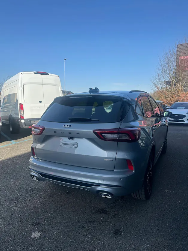 Ford Kuga 2.5 Hybrid Sound Edition FHEV/4x4
