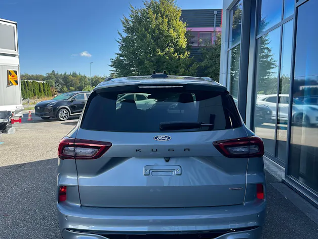 FORD Kuga 2.5 Hybrid Sound Edition FHEV/4x4