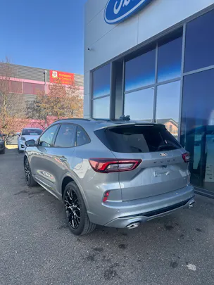 Ford Kuga 2.5 Hybrid Sound Edition FHEV/4x4