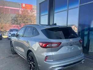 Ford Kuga 2.5 Hybrid Sound Edition FHEV/4x4