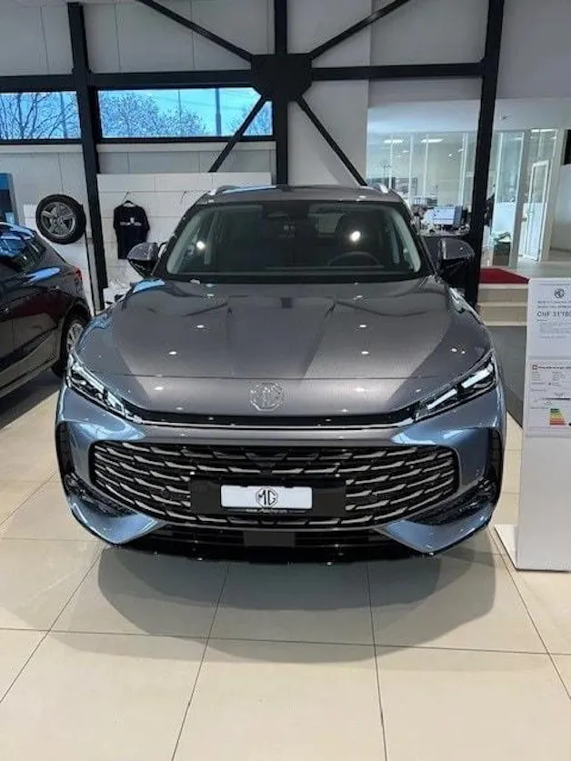 MG HS 1.5 T HEV Luxury