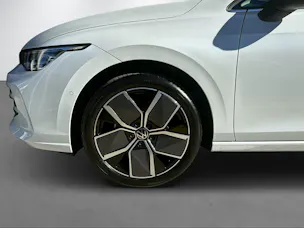 VW Golf VIII 1.5 eTSI Style DSG