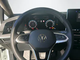 VW Golf VIII 1.5 eTSI Style DSG
