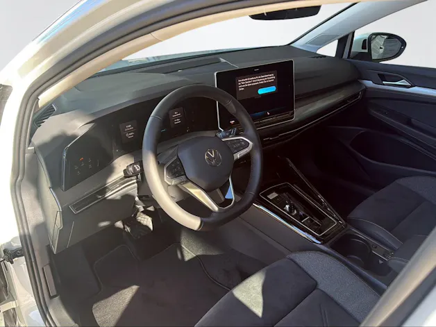 VW Golf VIII 1.5 eTSI Style DSG