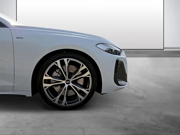 Audi A5 Avant e-hybrid quattro Attraction 220 kW S tronic