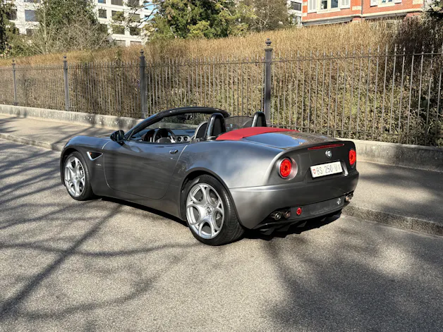 Alfa Romeo 8C