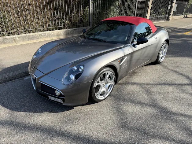 Alfa Romeo 8C