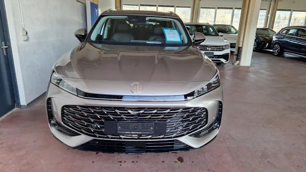 MG HS 1.5 T HEV Luxury