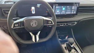 MG HS 1.5 T HEV Luxury