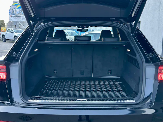 Audi Q8 50 TDI quattro tiptronic