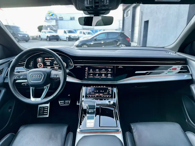 Audi Q8 50 TDI quattro tiptronic