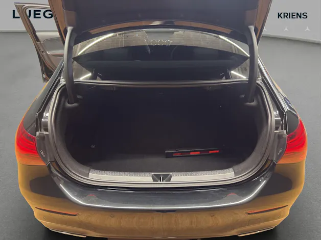 Mercedes-Benz A 200 - AMG / Rückfahrkamera / Smartphone Integration / Night-Paket