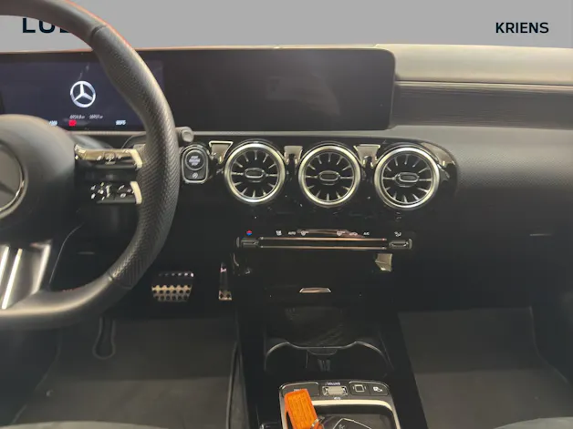 Mercedes-Benz A 200 - AMG / Rückfahrkamera / Smartphone Integration / Night-Paket