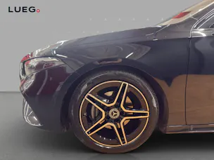 Mercedes-Benz A 200 - AMG / Rückfahrkamera / Smartphone Integration / Night-Paket