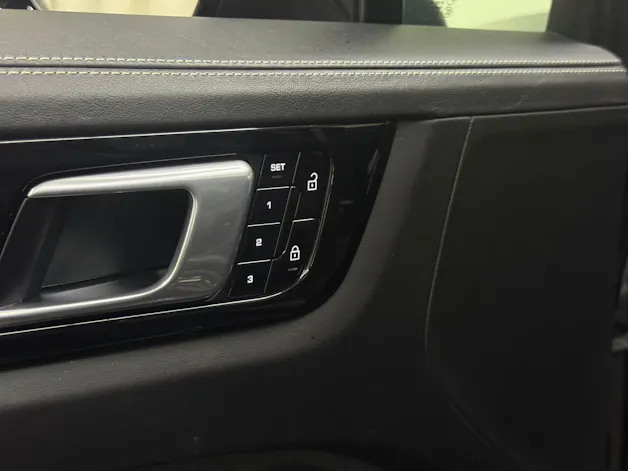 Porsche Cayenne GTS